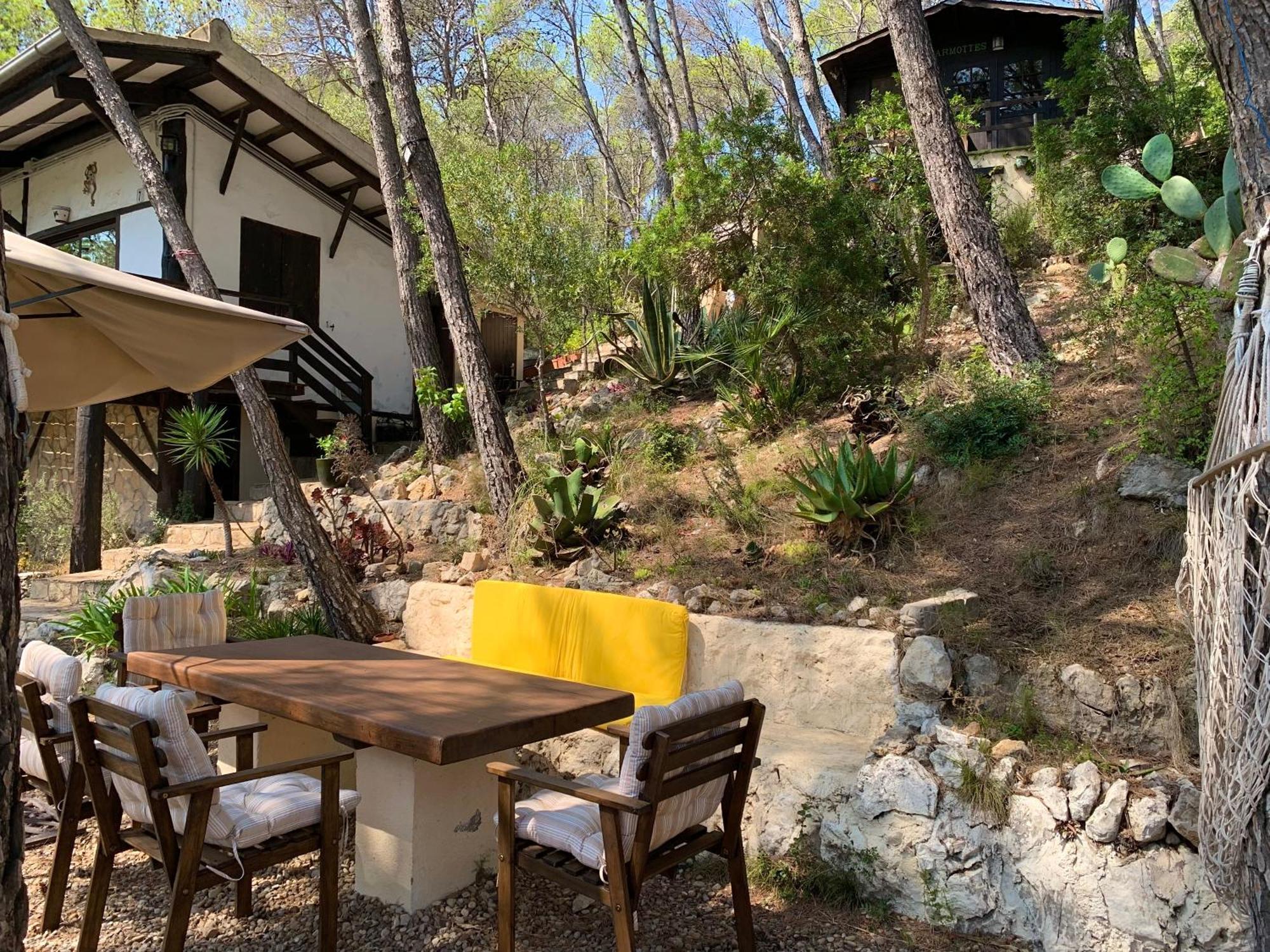 Ferienwohnung La Casita Del Bosque Sant Pere De Ribes Exterior foto